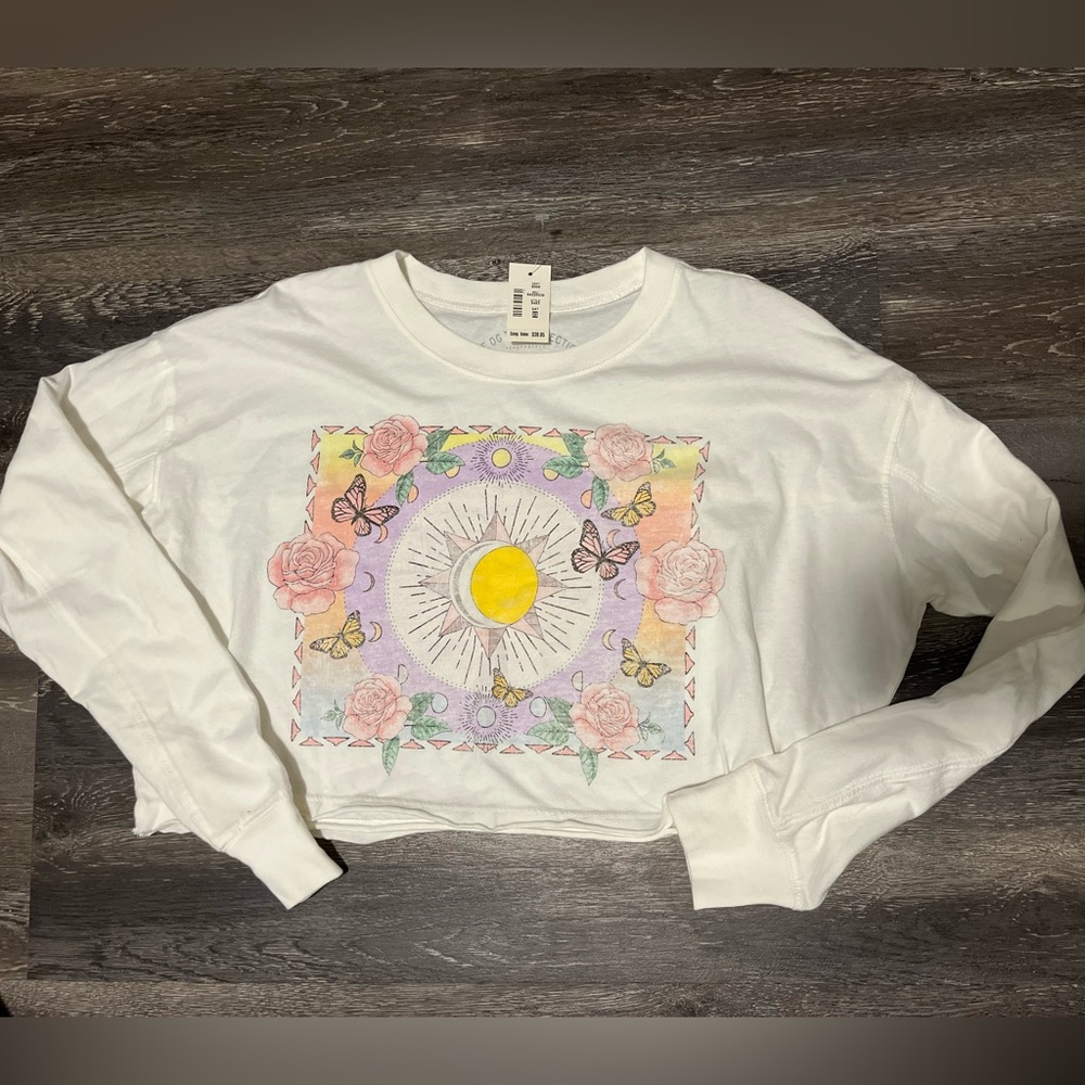 long sleeve crop top